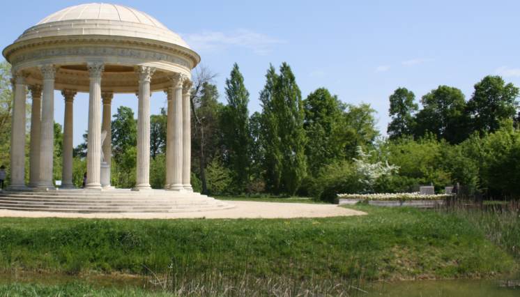 Los pabellones del jardin de versalles